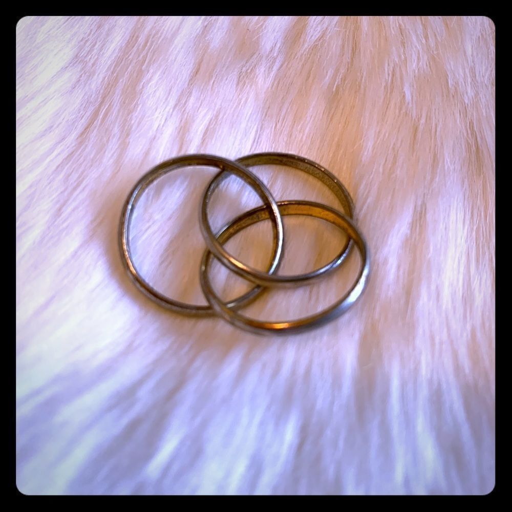 Triple Ring   - Picture 2 of 2